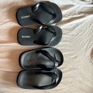 Two pair youth flip flops size 12/13